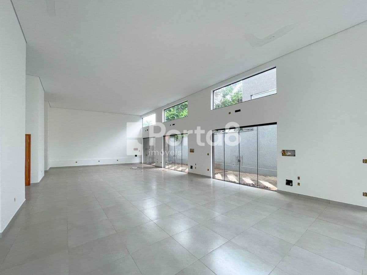 Prédio Comercial 230m² na Vila Santa Cândida - Próximo ao Shopping - Foto 2